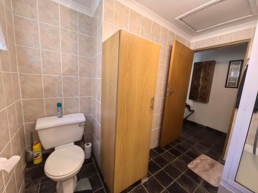 3 Bedroom Property for Sale in Fraaiuitsig Western Cape